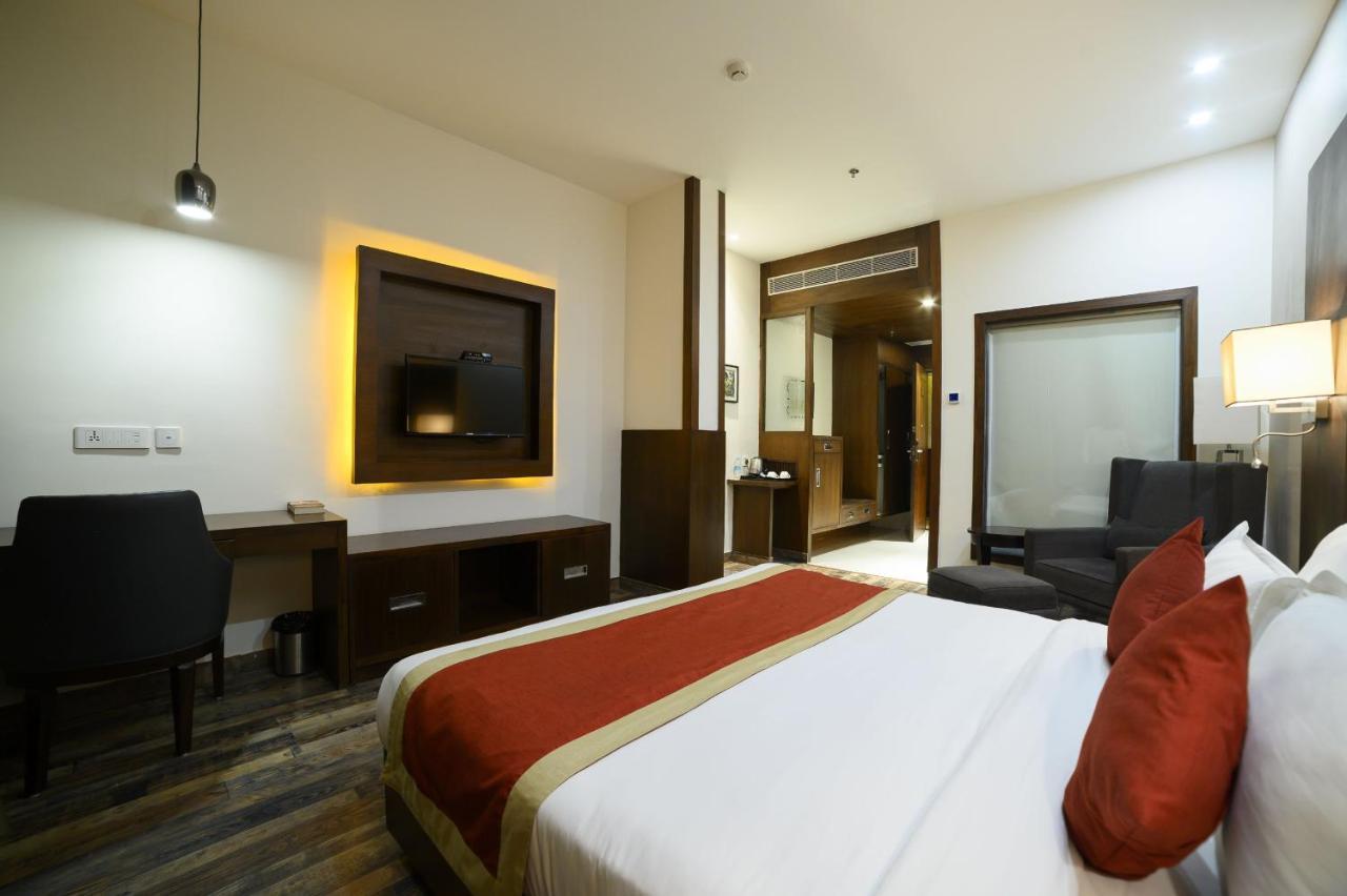 Hotel Royal Churu ภายนอก รูปภาพ